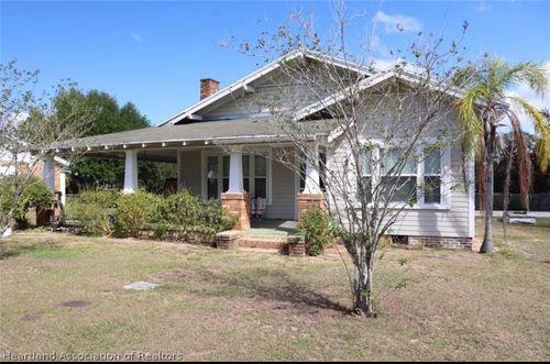 11 Palmetto St, Avon Park, FL, 33825-2432 | Card Image