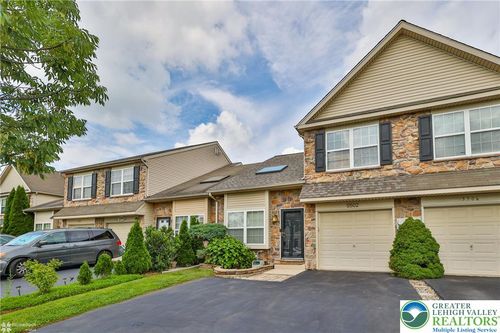 5502 Tanglewood Lane, Lower Macungie Twp, PA, 18106 | Card Image