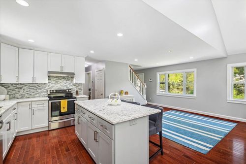 31 Barger St, Putnam Valley, NY, 10579-3401 | Card Image