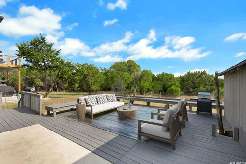 1302 Echo Meadow Ln, Spring Branch, TX, 78070-5372 | Card Image