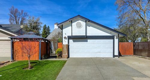 27 Waterfront Court, Sacramento, CA, 95831 | Card Image