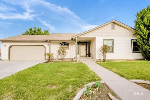 1420 Del Mar St, Mountain Home, ID, 83647-3763 | Card Image
