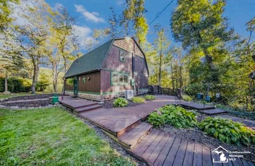1193 Sand Lake Dr, Onsted, MI, 49265-9585 | Card Image