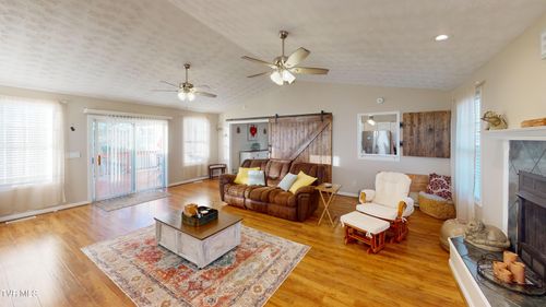 167 Highland Hills Dr, Gray, TN, 37615-3221 | Card Image