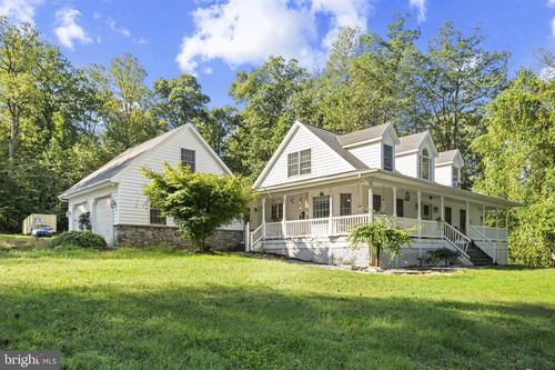 194 Cook Rd, DELTA, PA, 17314-8825 | Card Image