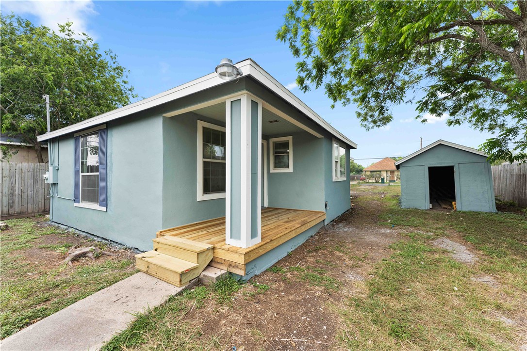 Norton St, Corpus Christi, TX 78415