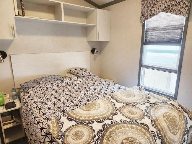 225 Platten Blvd, House other with 2 bedrooms, 1 bathrooms and 2 parking in Port Perry ON | Image 9
