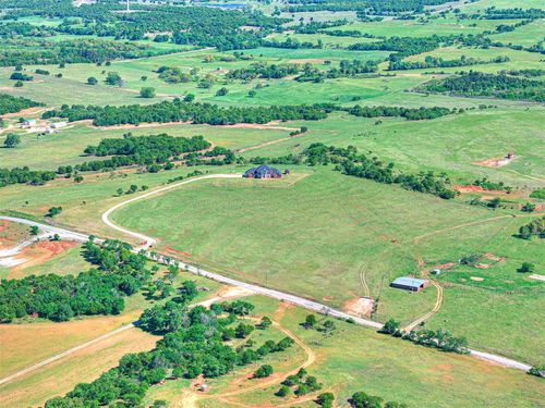 951 County Road 1490, Rush Springs, OK, 73082-2403 | Card Image