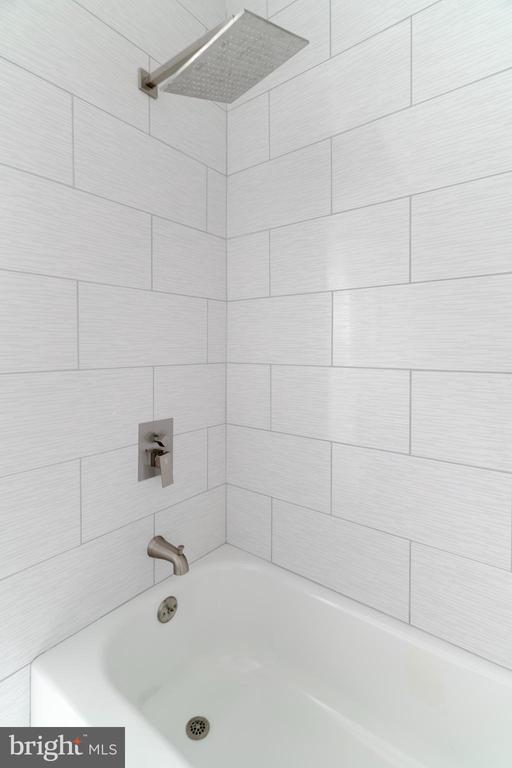 Residential Lease in TRENTON 2