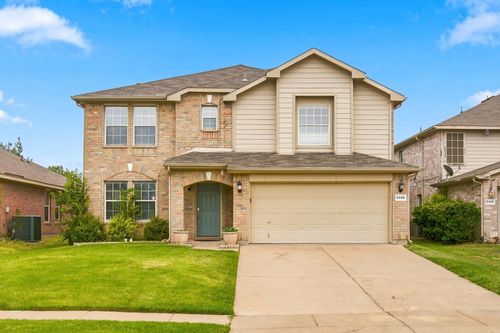 5456 Maverick Dr, Grand Prairie, TX, 75052-2639 | Card Image