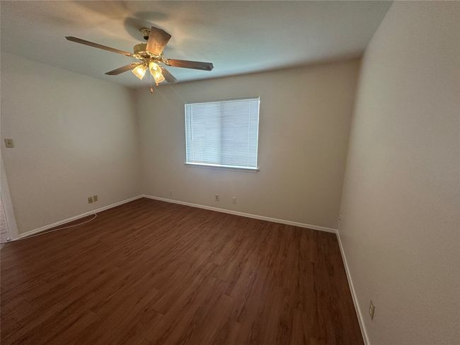 Secondary bedroom 2 | Image 14