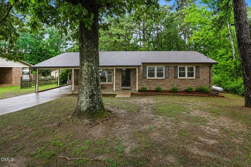 479 Ridgecrest Trl, Henderson, NC, 27537-8422 | Card Image