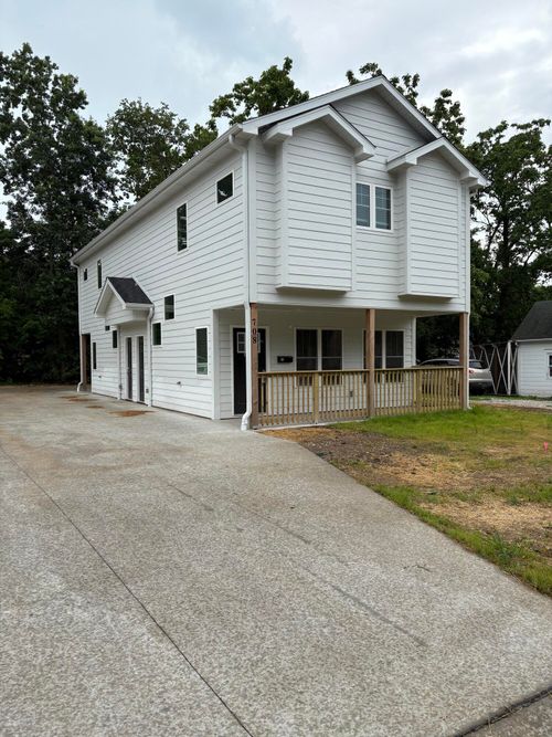 100-708 N William St, Columbia, MO, 65201-5658 | Card Image