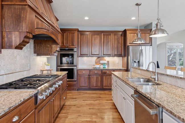15549 Ranchview Ct, House other with 5 bedrooms, 5 bathrooms and null parking in Wayzata MN | Image 15
