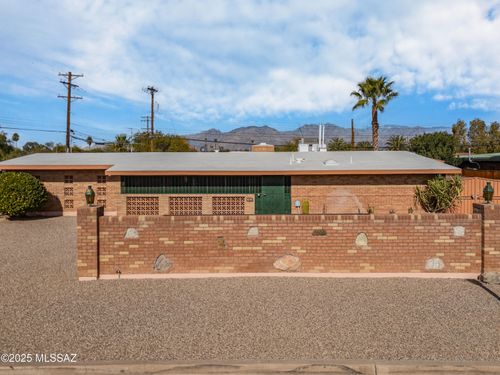 5101 E 9th St, Tucson, AZ, 85711-3110 | Card Image