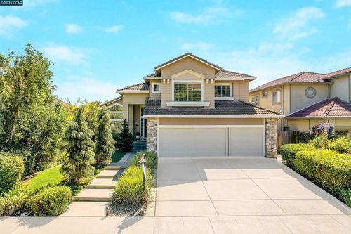 3161 Sonoma Valley Dr, Fairfield, CA, 94534-7515 | Card Image