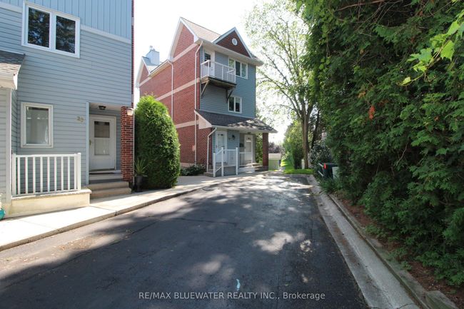 26 - 48 Ontario St S, Condo with 2 bedrooms, 2 bathrooms and 1 parking in Grand Bend ON | Image 5