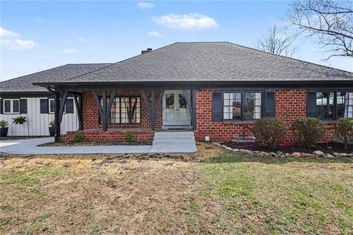 107 E Santa Fe Trl, Kansas City, MO, 64145-1063 | Card Image