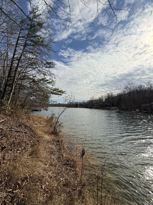 223 Dublin Ln, Crossville, TN, 38558-8000 | Card Image
