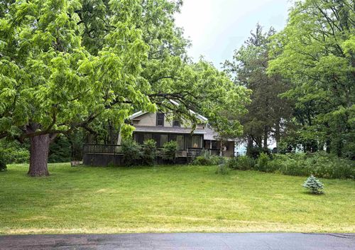 N2312 County Road J, Fort Atkinson, WI, 53538-9593 | Card Image