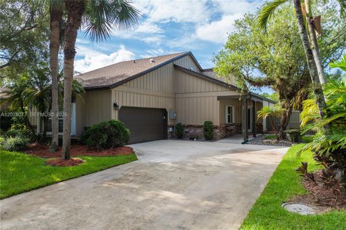 6526 Windsor Dr, Parkland, FL, 33067-1651 | Card Image