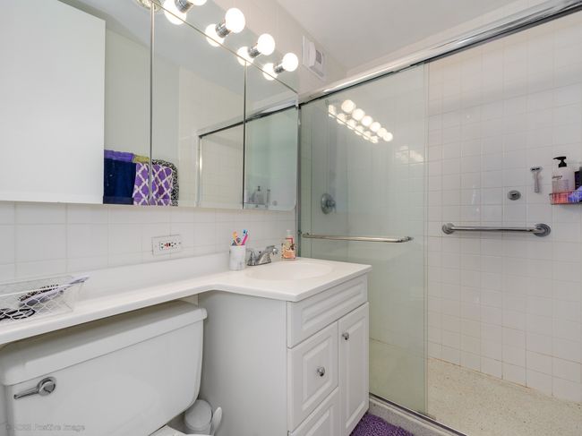 APT-3401 - 2626 N Lakeview Ave, Home with 2 bedrooms, 2 bathrooms and null parking in CHICAGO IL | Image 13