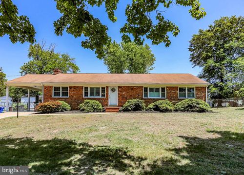 223 Spring Knoll Cir, FREDERICKSBURG, VA, 22405-1915 | Card Image