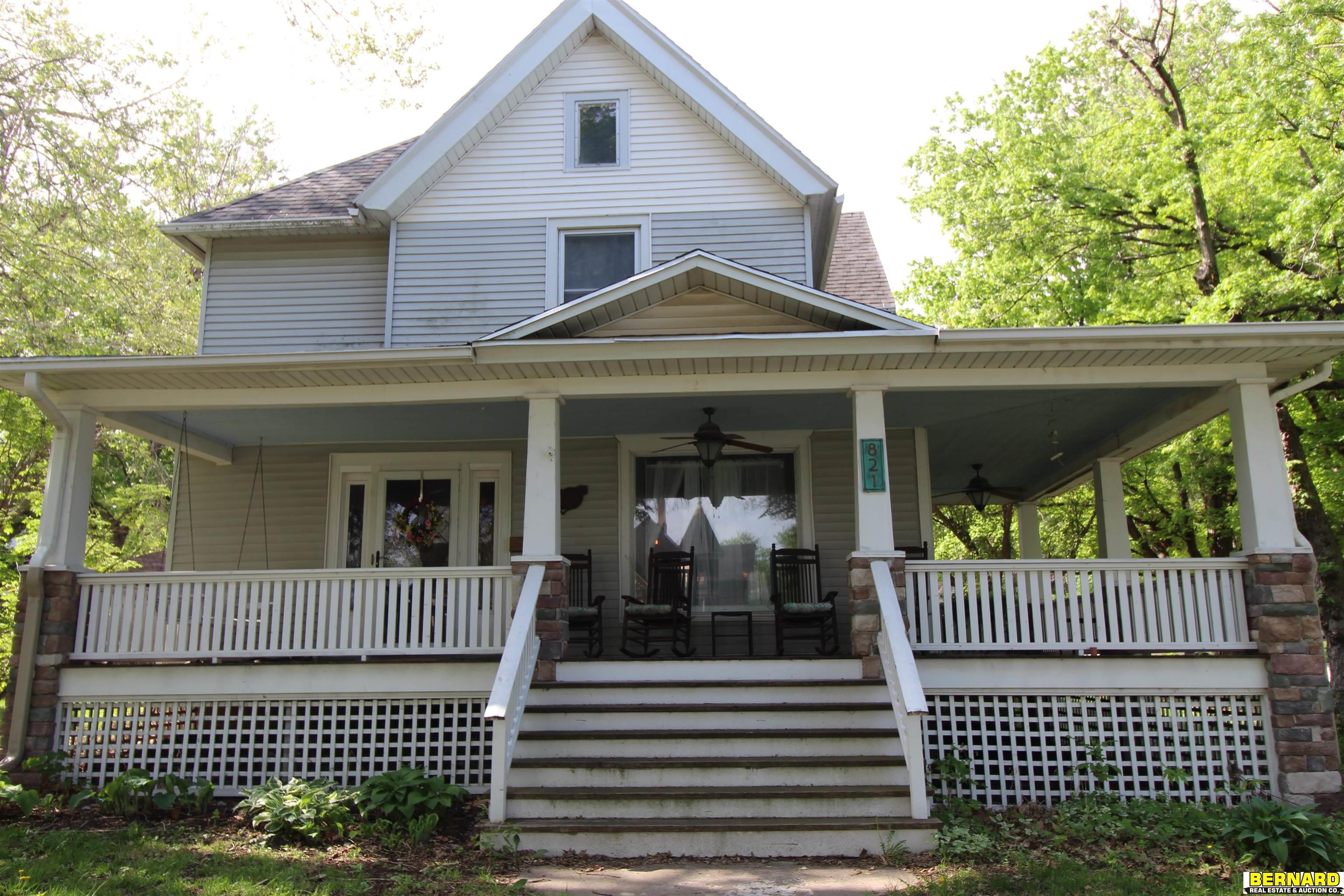 15th St, Auburn, NE 68305