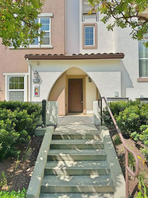 4370 Pacifica Way, Oceanside, CA, 92056-5779 | Card Image