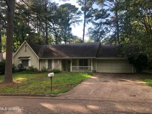 1534 Tracewood Dr, Jackson, MS, 39211-2133 | Card Image