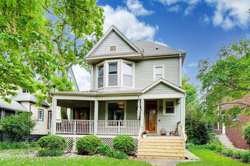541 N Lombard Ave, Oak Park, IL, 60302-2413 | Card Image