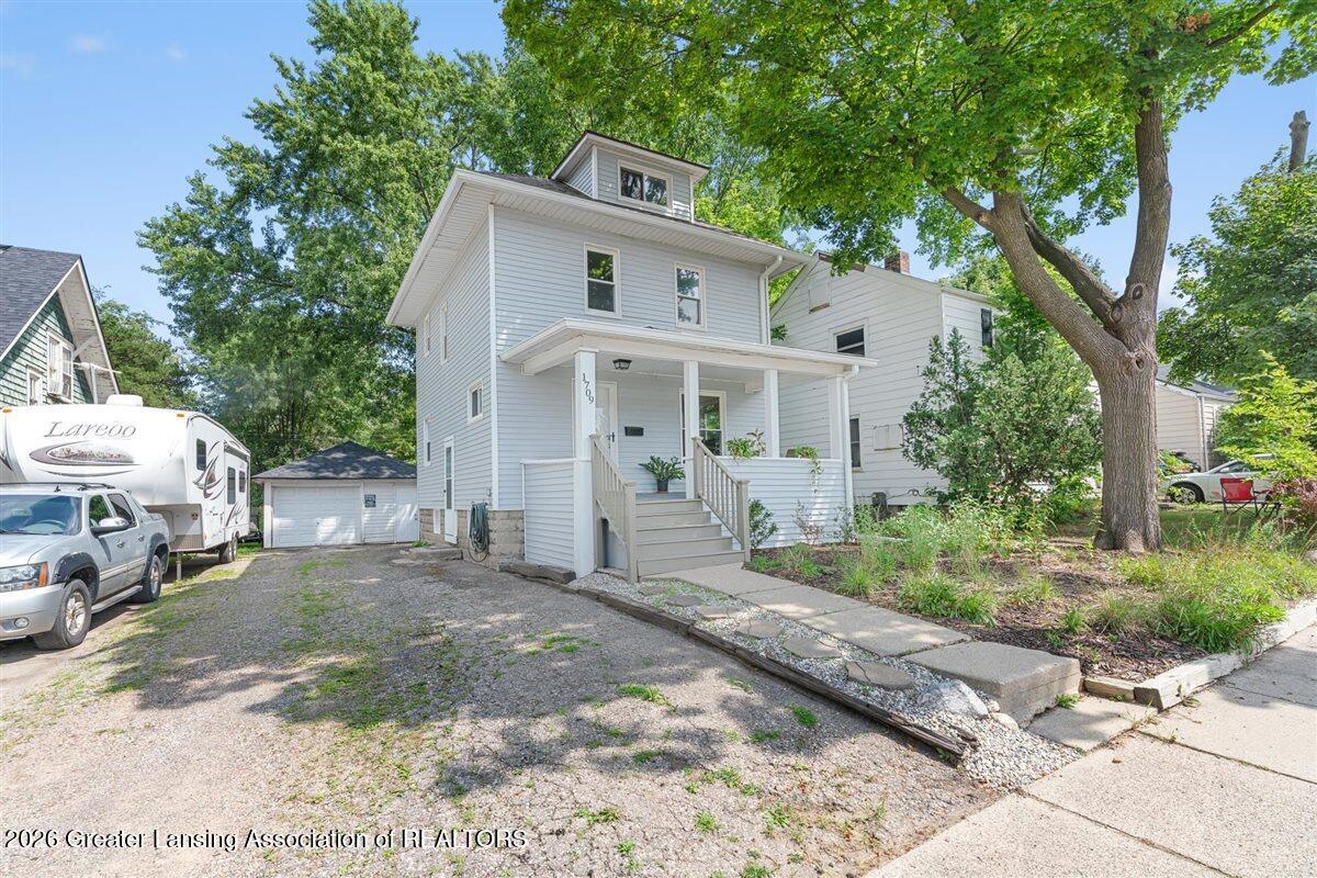 Residential in Lansing 3
