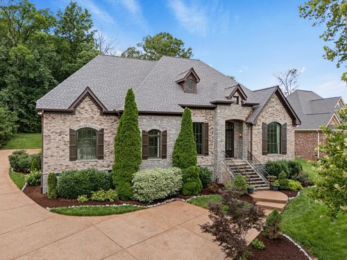 9512 Wicklow Rd, Brentwood, TN, 37027-3527 | Card Image