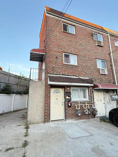 94 97th St, Ozone Park, NY, 11416 | Card Image