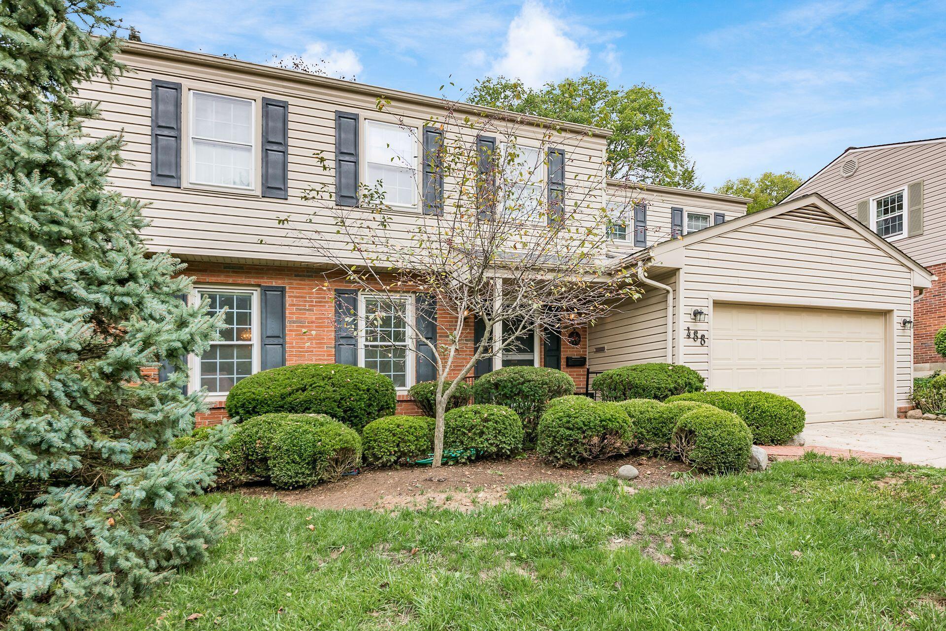 Whitney Ave, Worthington, OH 43085