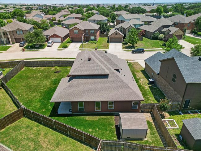Aerial perspective of suburban area | Image 39