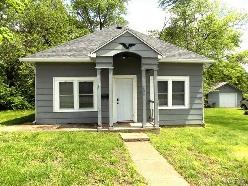 208 N Walnut St, Rolla, MO, 65401-3309 | Card Image