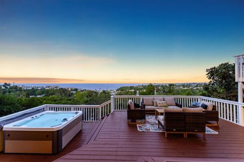 220 Shoreview Dr, Aptos, CA, 95003-4621 | Card Image