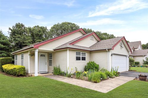 2 Balmoral Ct, Middle Island, NY, 11953-1930 | Card Image