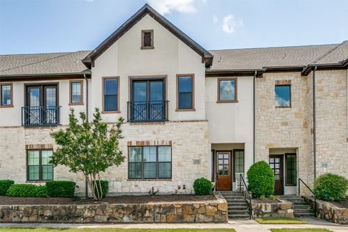 1132 Hemingway Ln, Irving, TX, 75063-5432 | Card Image