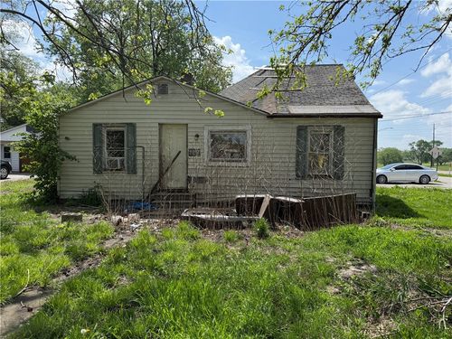 3801 E Hickory Street, Decatur, IL, 62526 | Card Image