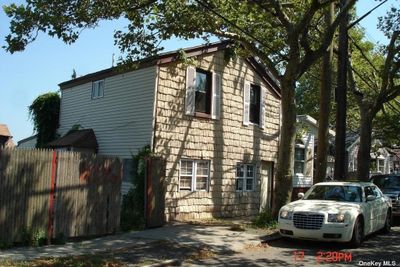 526 Cross Bay Boulevard, House other with 2 bedrooms, 1 bathrooms and null parking in Broad Channel NY | Image 1