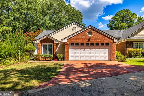139 Greison Trl, Newnan, GA, 30263-1442 | Card Image