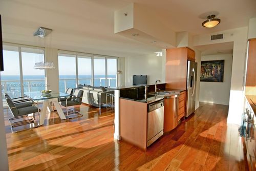 3908-6365 Collins Ave, Miami Beach, FL, 33141-9613 | Card Image