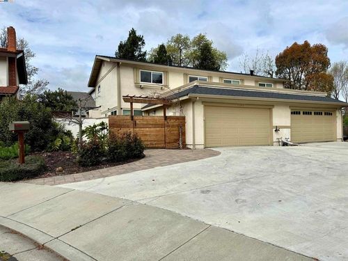 1145 Corrie Ln, Walnut Creek, CA, 94597-1804 | Card Image