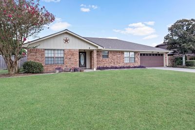 348 Meadowgreen Dr, House other with 3 bedrooms, 2 bathrooms and null parking in Port Neches TX | Image 3