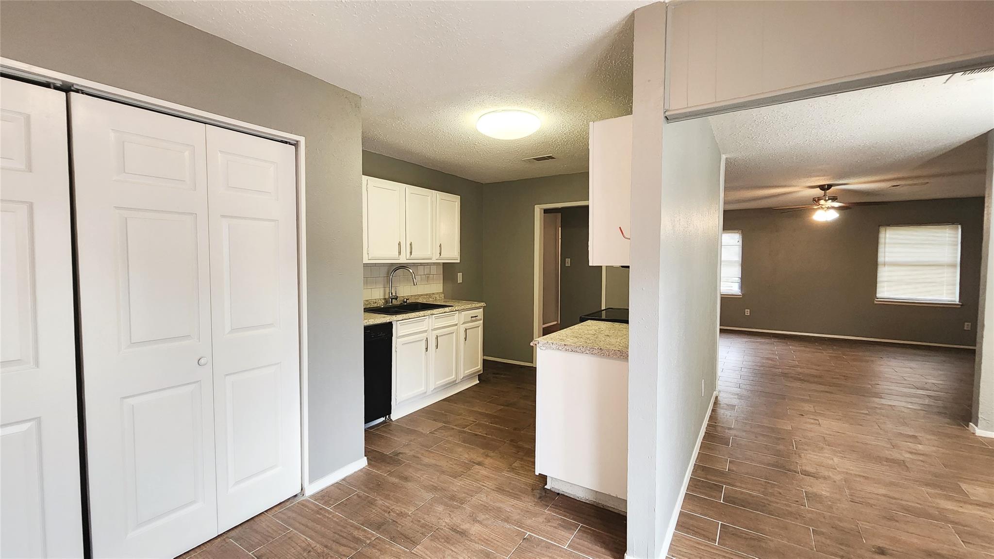 Residential Lease in Hockley 2