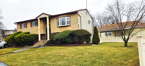 70 Saint Francis St, Roosevelt, NY, 11575-2465 | Card Image