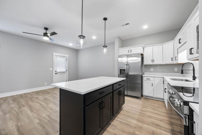 1603 Jonathan Wade Pvt Cir, House attached with 2 bedrooms, 3 bathrooms and 1 parking in Clarksville TN | Image 12