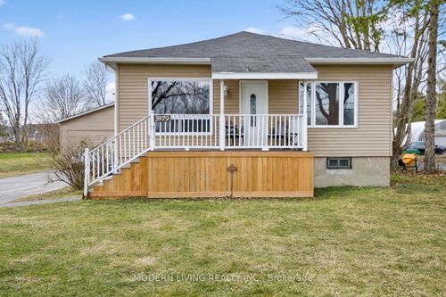 5979 Perth St, Richmond, ON, K0A2Z0 | Card Image